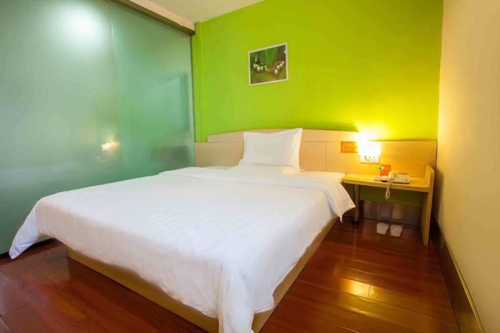 7Days Inn Chongqing Wanzhou Gaosuntang Exterior foto